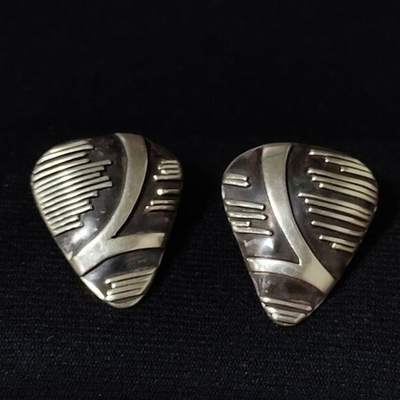 RKK Art Deco 80's Vintage Silver Triangle Stud Earrings with Screw Back - Picture 1 of 6